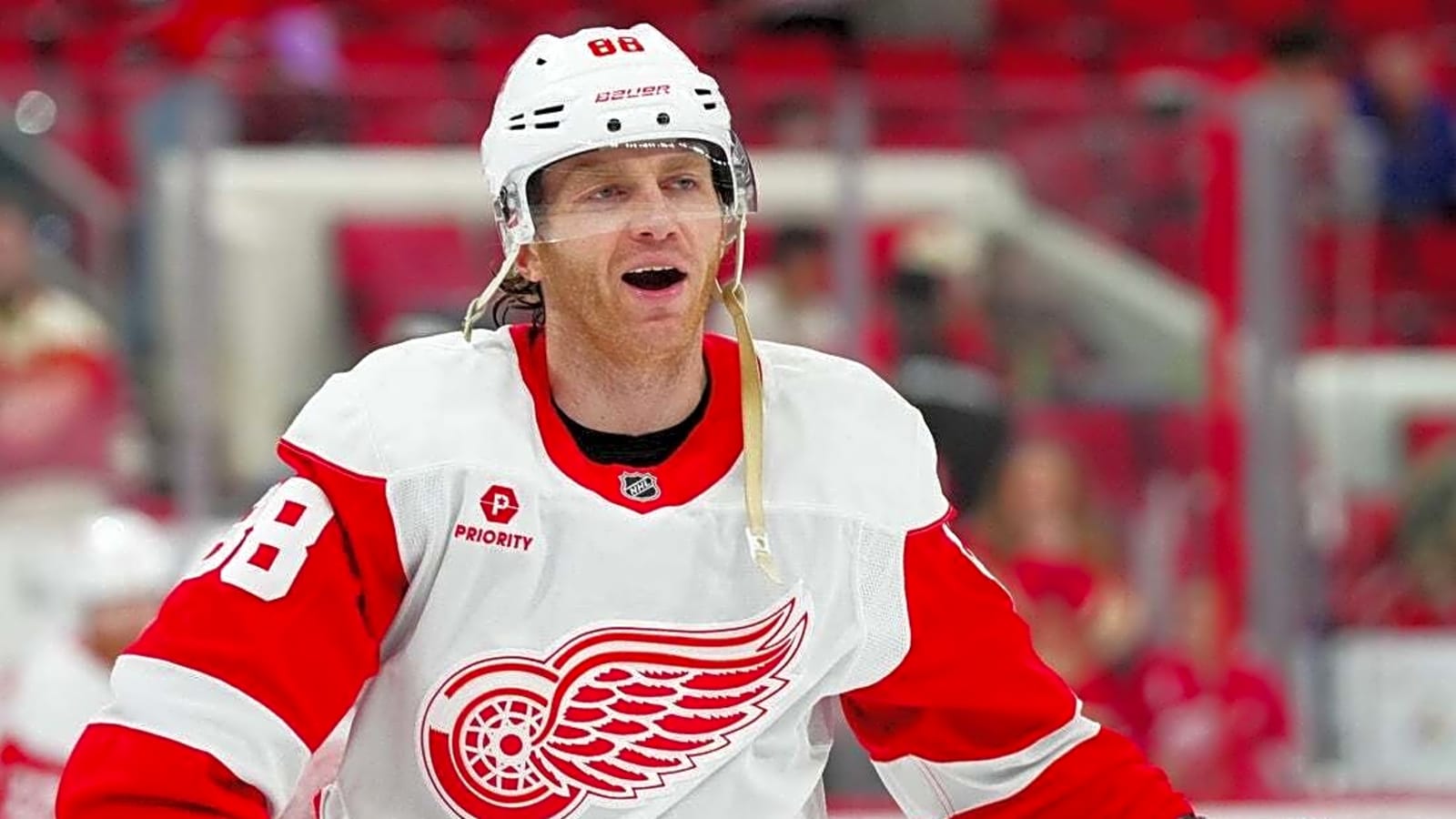 Patrick Kane returns to Red Wings on one-year, $3M deal