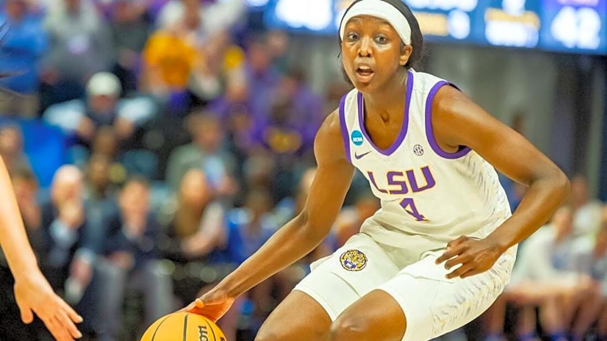 Flau&#39;jae Johnson drops 22 as No. 5 LSU routs Tulane