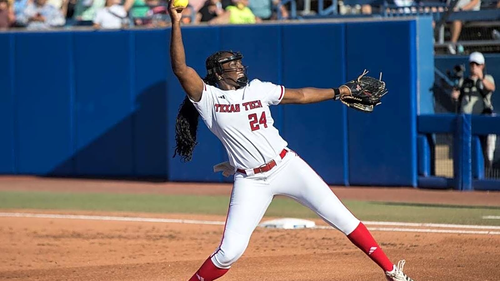 Texas Tech tops UCLA, advances to WCWS semifinals