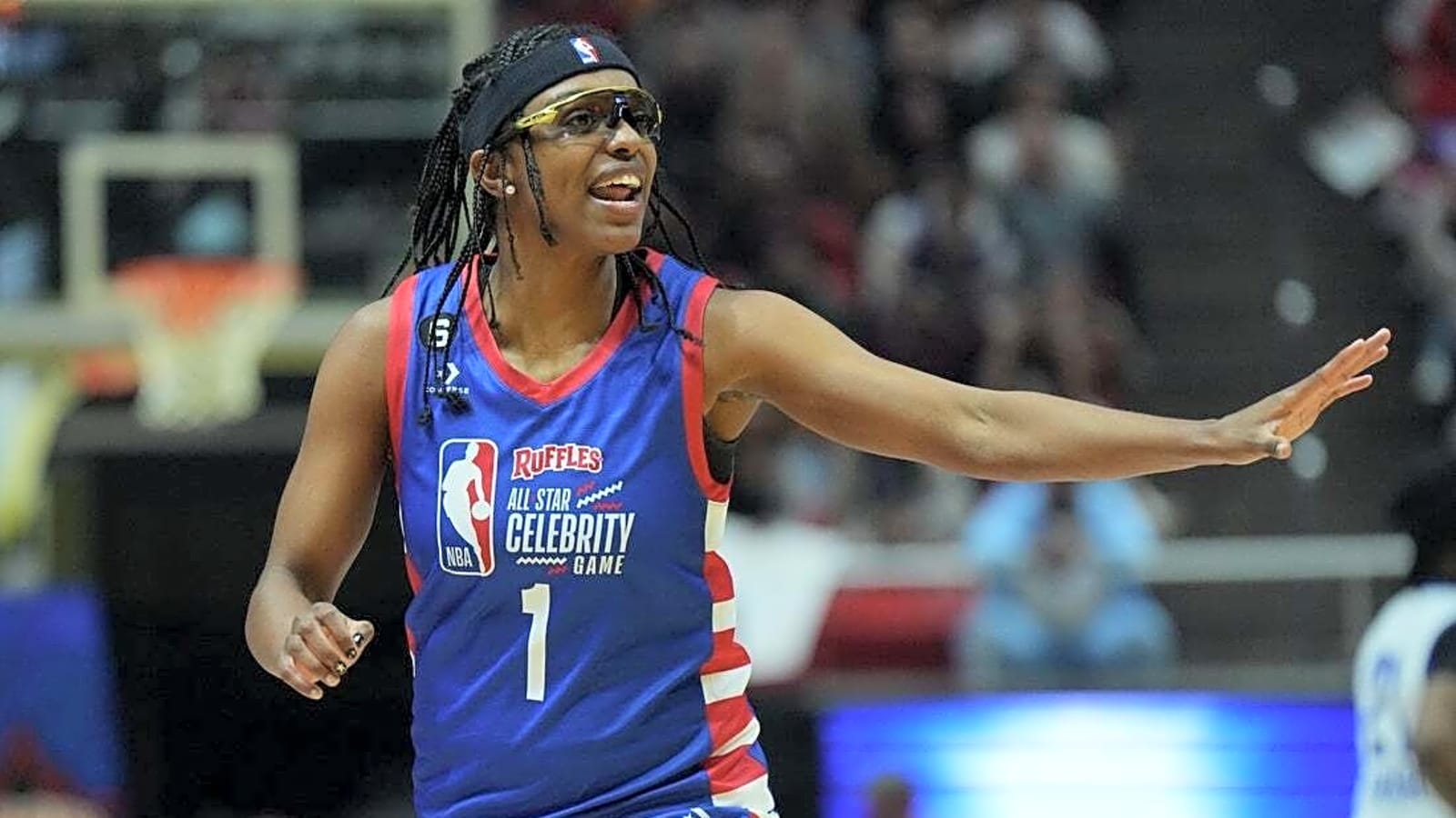 Sun waive former All-Star G Diamond DeShields