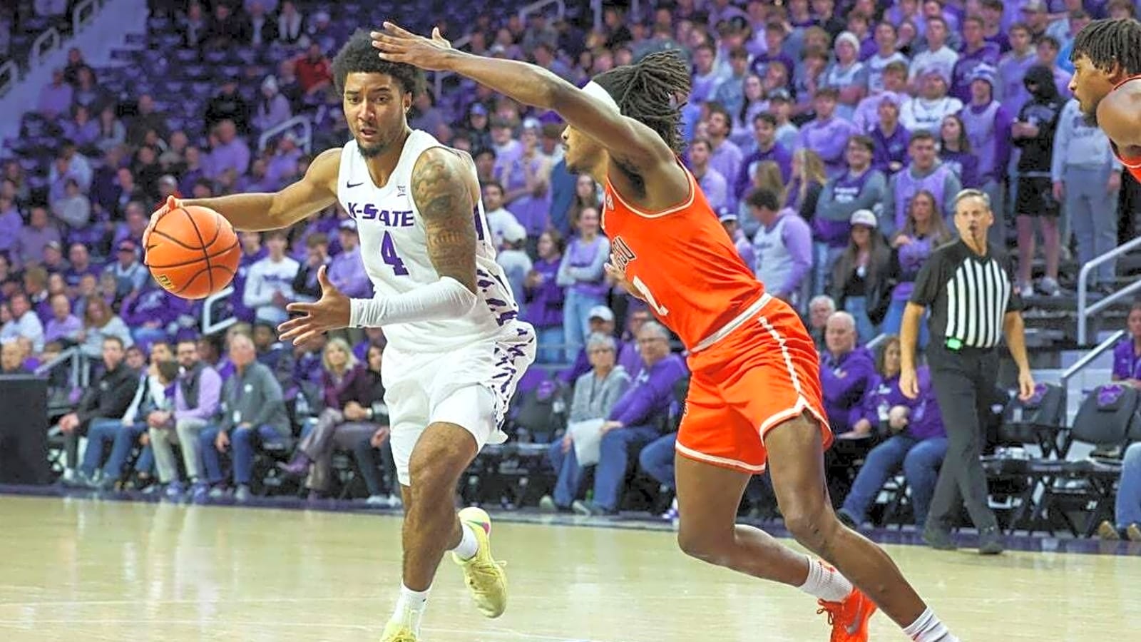 Behind Sam Towns’ career night, Bowling Green upsets Kansas State