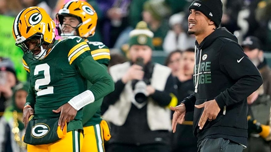 Packers dispel QB1 doubt, plan to stay with Jordan Love