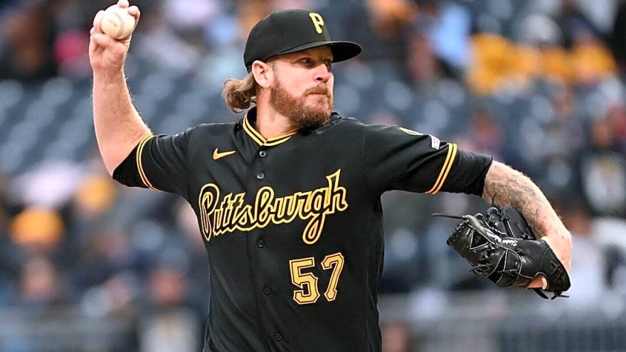 MLB suspends Pirates RHP Chris Devenski, skipper Don Kelly