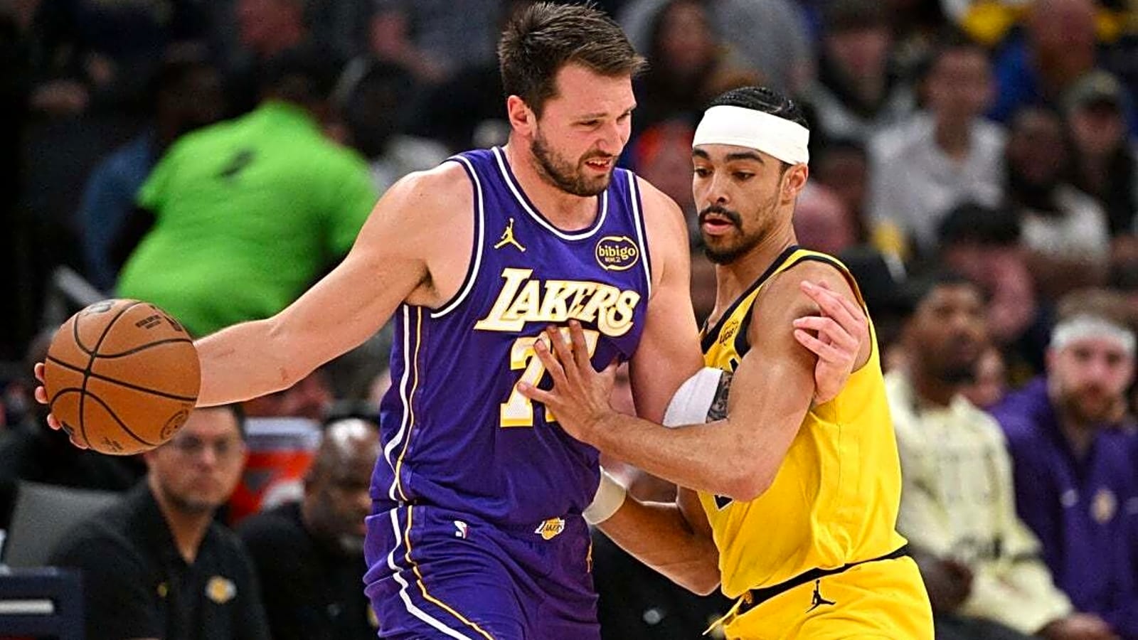 Luka Doncic, Lakers start fast, cruise past Pacers