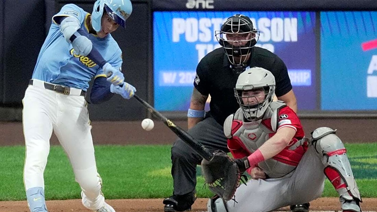 Reds limit Brewers to 3 hits, move into playoff position