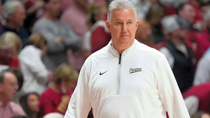 Top-ranked Purdue scraps past Memphis in the Bahamas