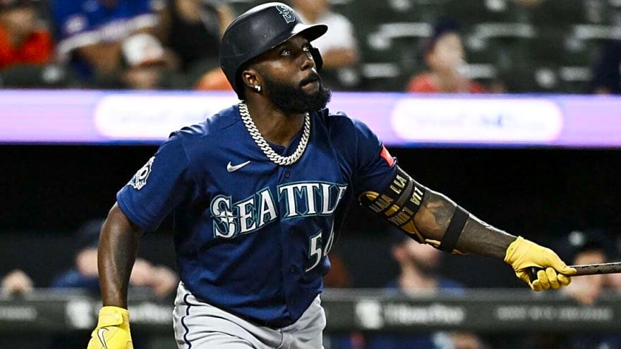 Mariners OF Randy Arozarena day-to-day with hamstring strain