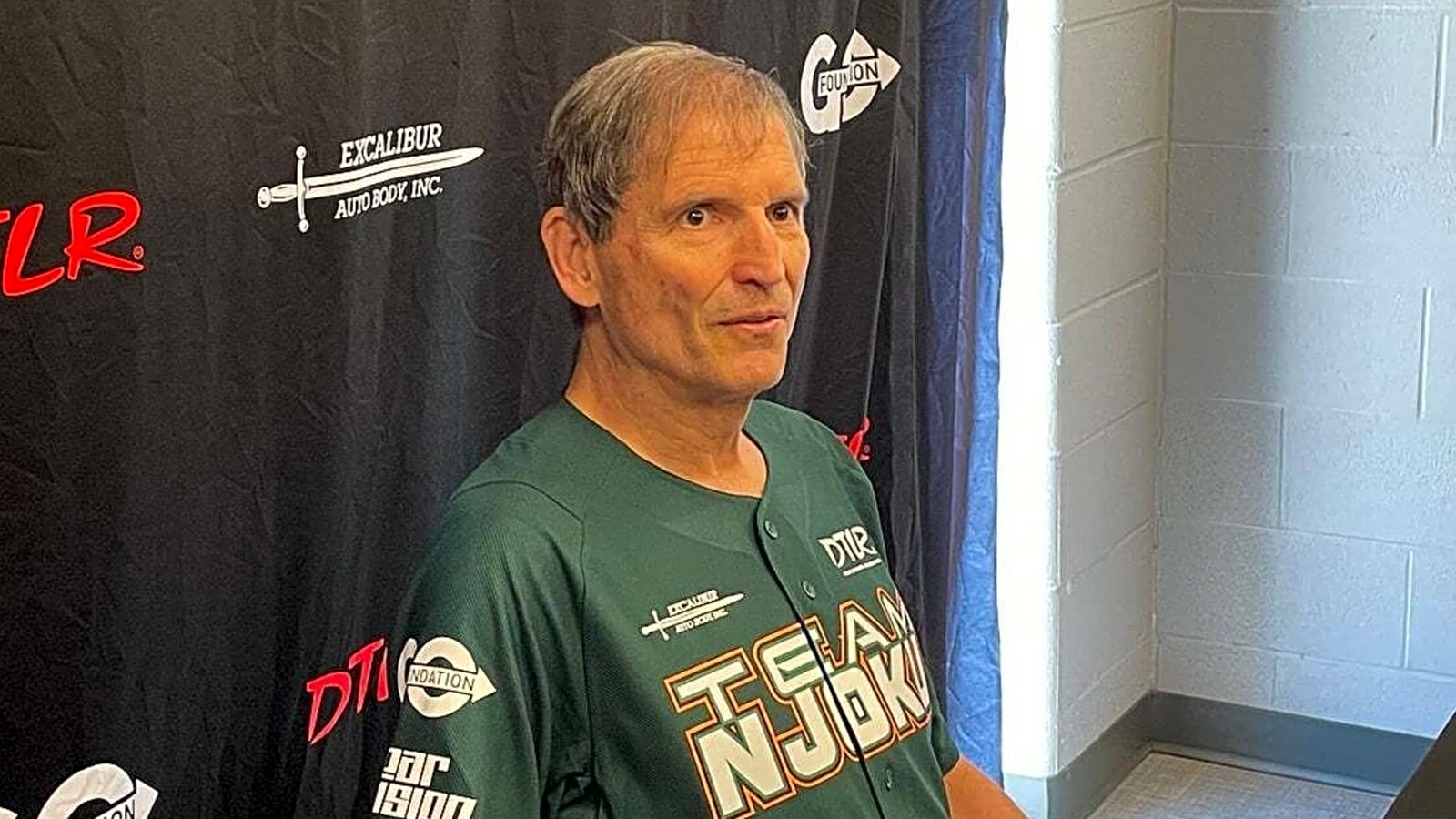 Bernie Kosar leaving hospital one week after transplant