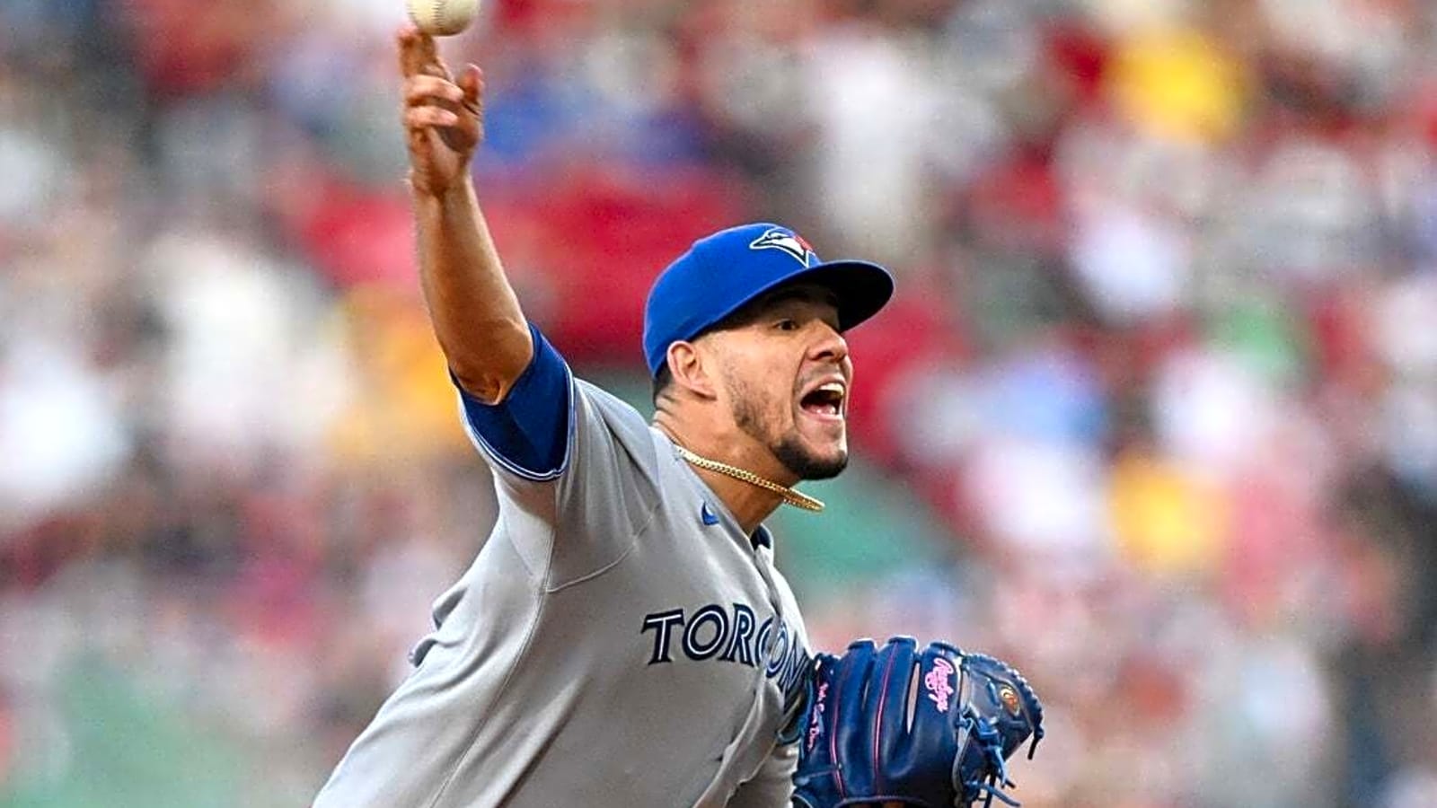 Jose Berrios, Jays&#39; bats extend Red Sox&#39;s skid to 6