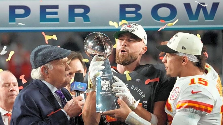Report: Travis Kelce, Chiefs to discuss future after Super Bowl