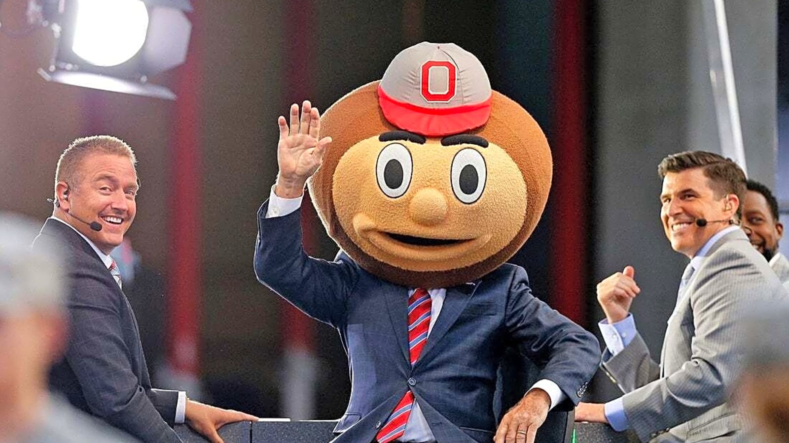 Lee Corso’s final ‘College Gameday’ to be at Texas-Ohio State