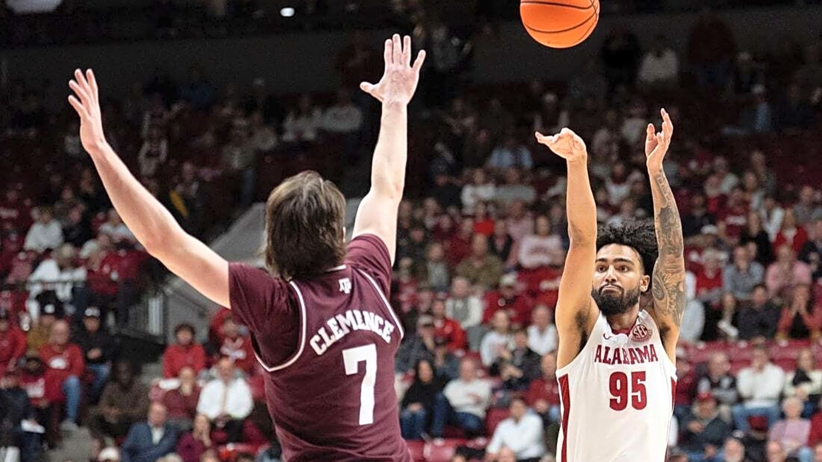 Alabama takes down Texas A&M in shooting slugfest