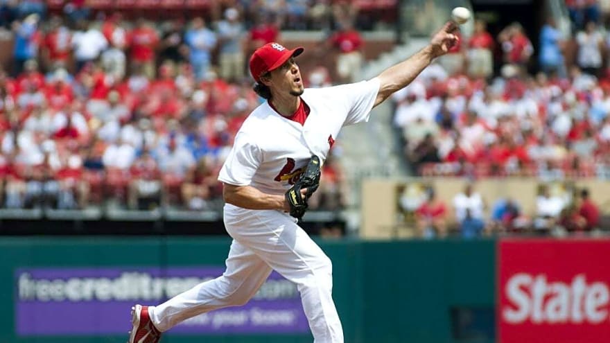 Astros hire Cardinals' Randy Flores to be general manager