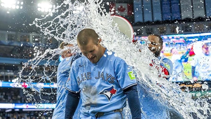 Jays' Daulton Varsho socks walk-off slam to beat Rays in 10