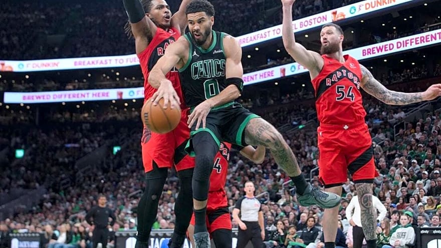 Jaylen Brown, Jayson Tatum guide Celtics to big win over Raptors