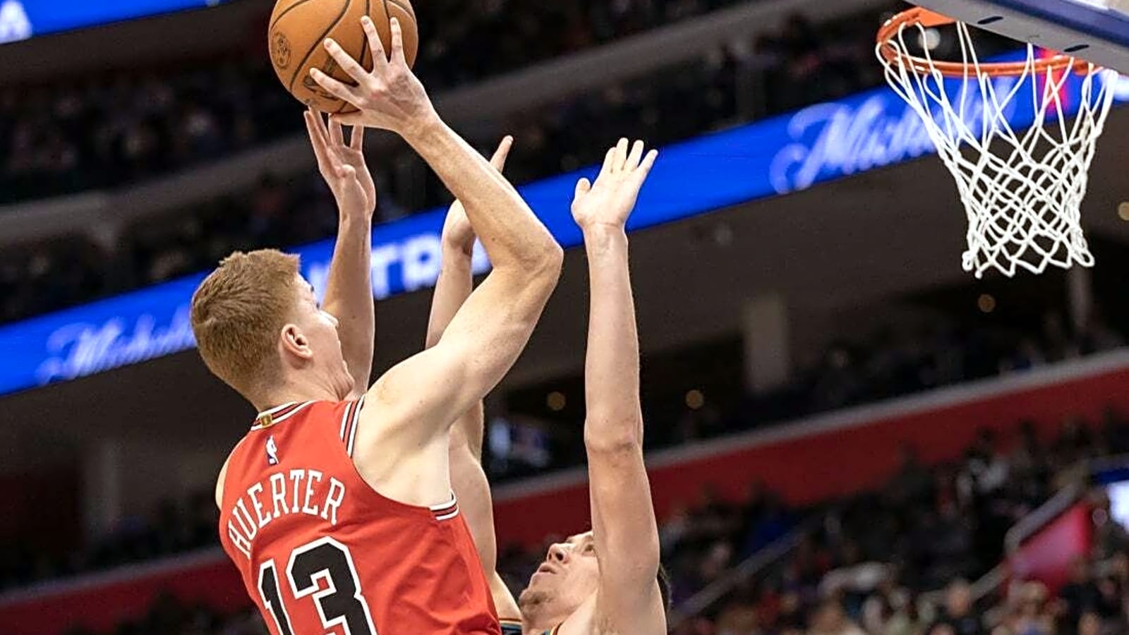 Bulls look to snap losing skid against Jazz