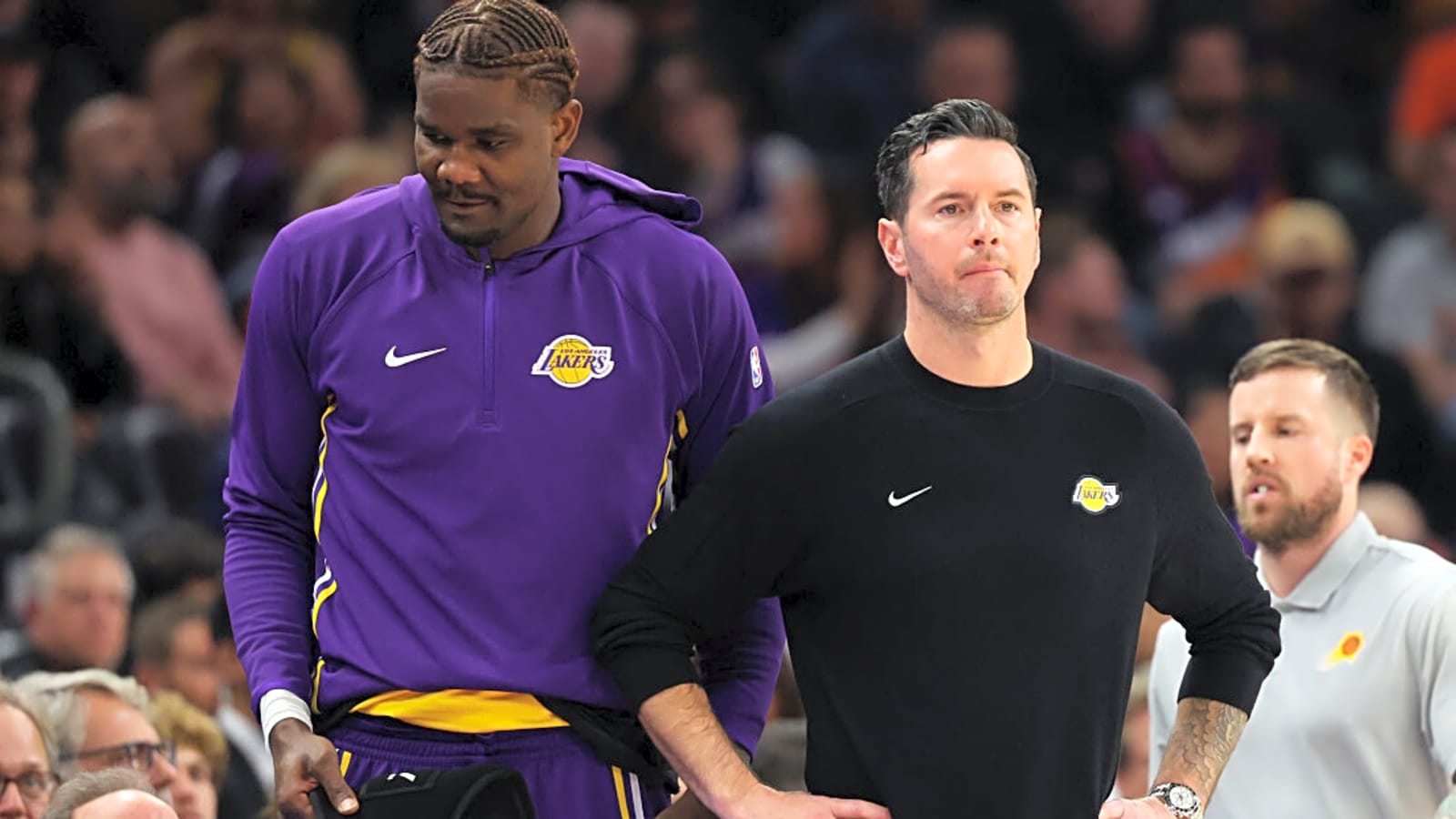 Lakers Announce Deandre Ayton Injury Status for Spurs Game