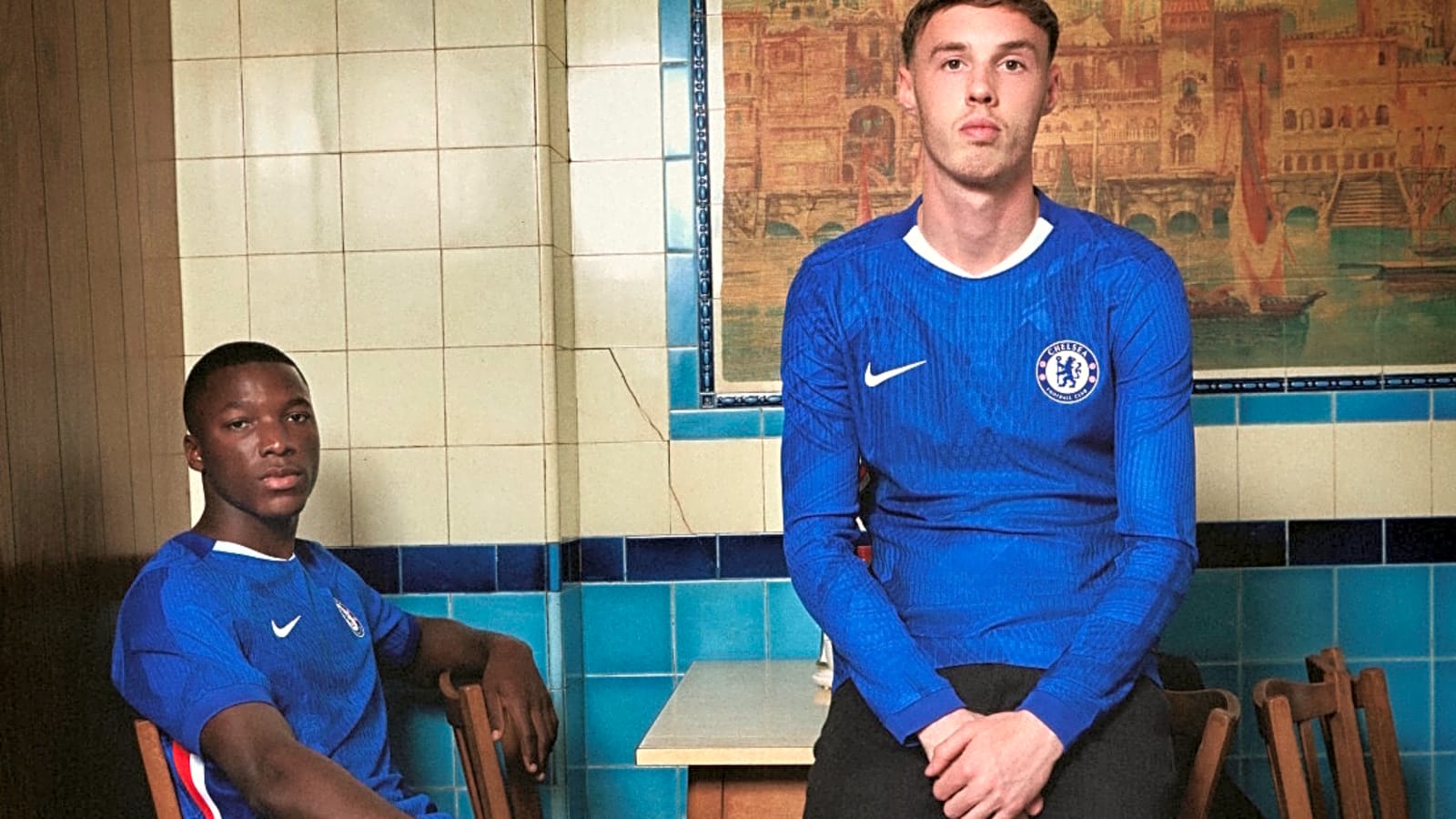 Chelsea&#39;s Stunning New Home Kit Inspired by London’s Heart