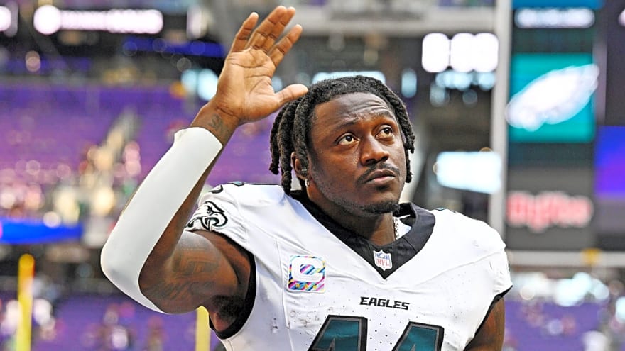 Report reveals Patriots' stance on A.J. Brown trade