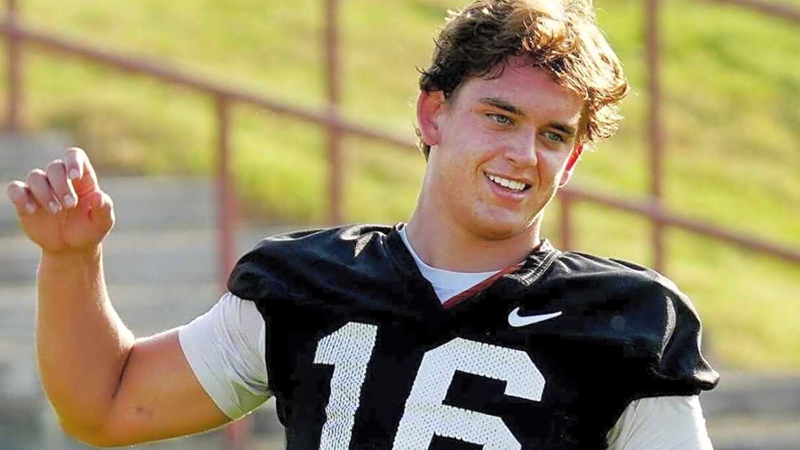 Former NFL QB Shuts Down Arch Manning Hype Train With Blunt Verdict
