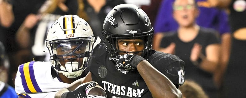How Le'Veon Moss' injury update impacts Texas A&M's season