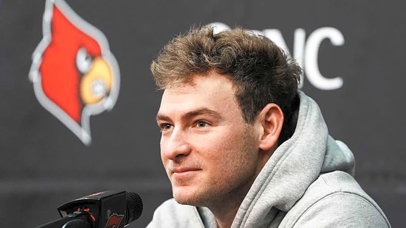 Louisville Football Preview 2025: Cardinals Season Prediction, Win Total Projection, Top Players