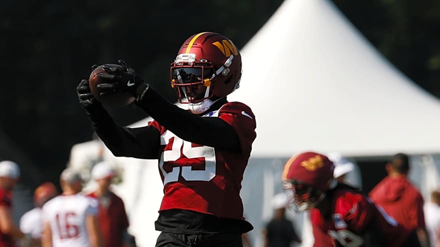 Commanders Officially Make Two Roster Moves