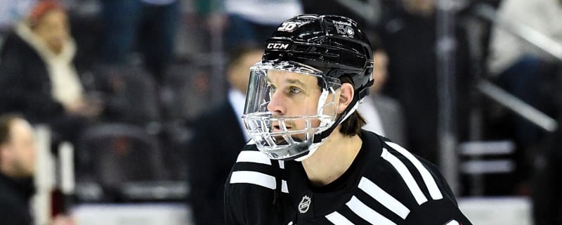Predators reunite with veteran winger in trade with Devils
