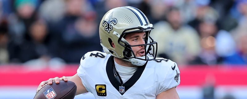 Massive Derek Carr update could give quarterback-needy teams another option this offseason