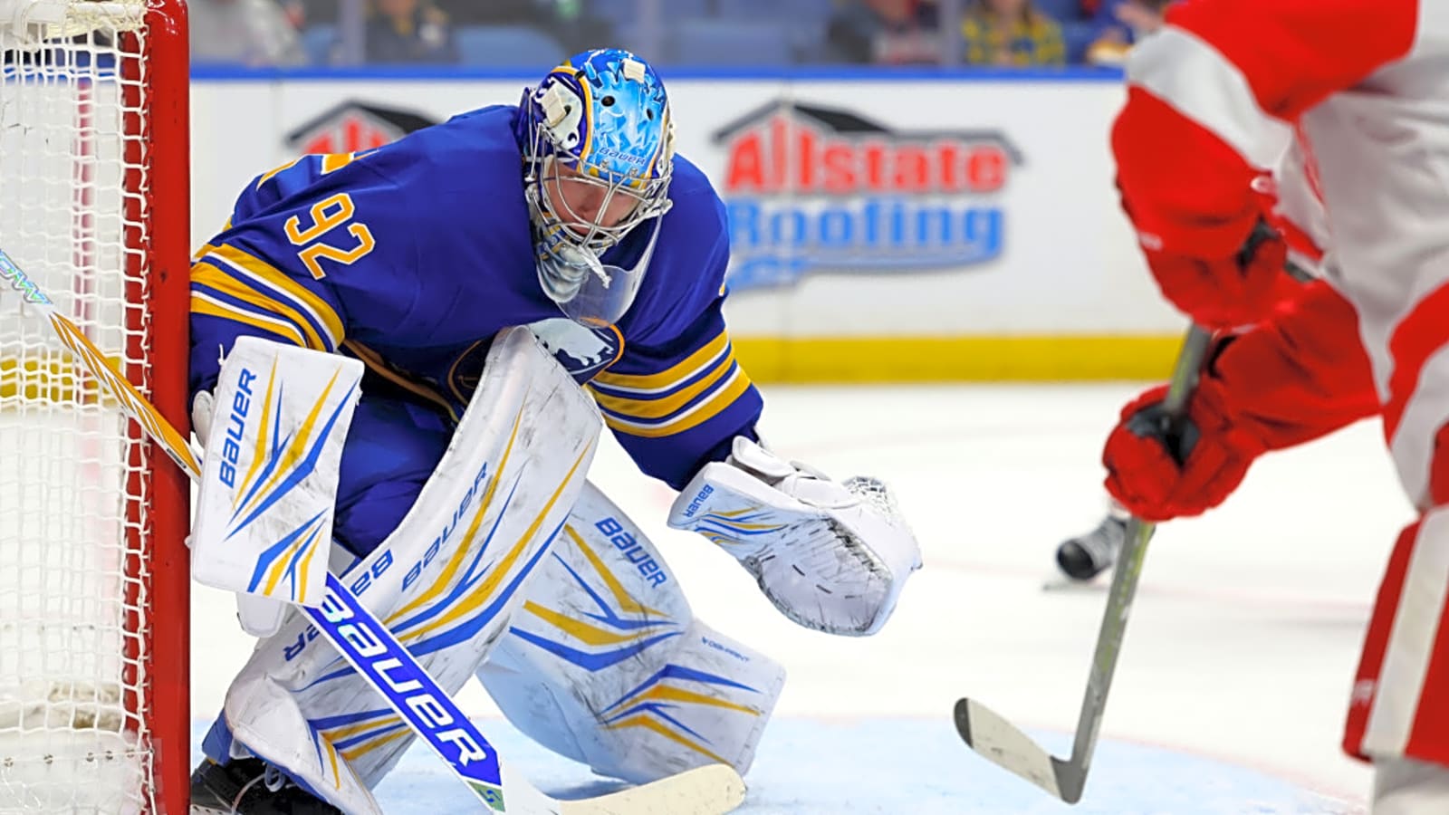Sabres’ Goalie Sparkles in Debut After Starting Season on Waivers