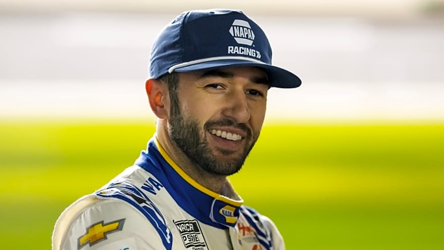 Chase Elliott 2026 NAPA Auto Parts paint scheme revealed