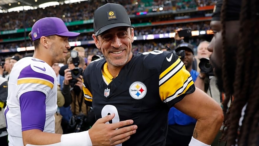 Adam Schefter doesn’t rule out Minnesota Vikings for Aaron Rodgers in 2026