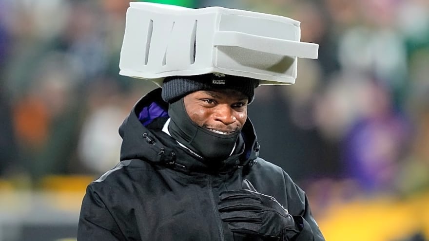 Lamar Jackson injury update: Adam Schefter reveals latest on Ravens QB vs. Steelers