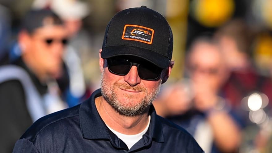 Dale Earnhardt Jr. suggests new tagline for NASCAR, credits Kevin Harvick