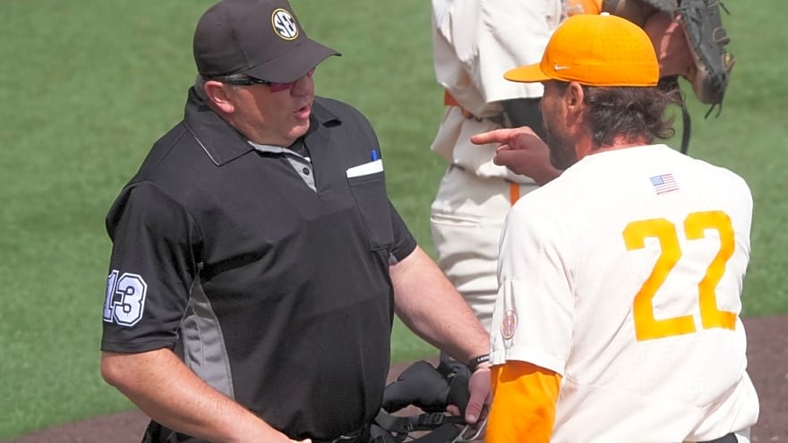 Tony Vitello reacts to prediction that he’ll be ejected in first series of MLB career
