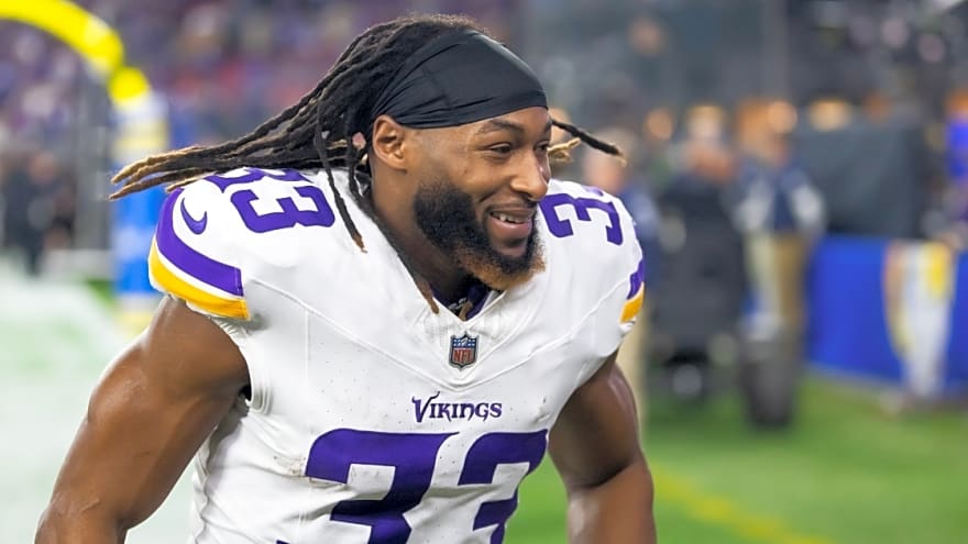 Aaron Jones injury update: Vikings RB cleared to make return on TNF vs. Chargers