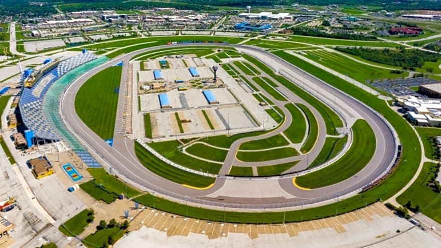 Report: Kansas City Chiefs eyeing land around NASCAR Speedway for future stadium