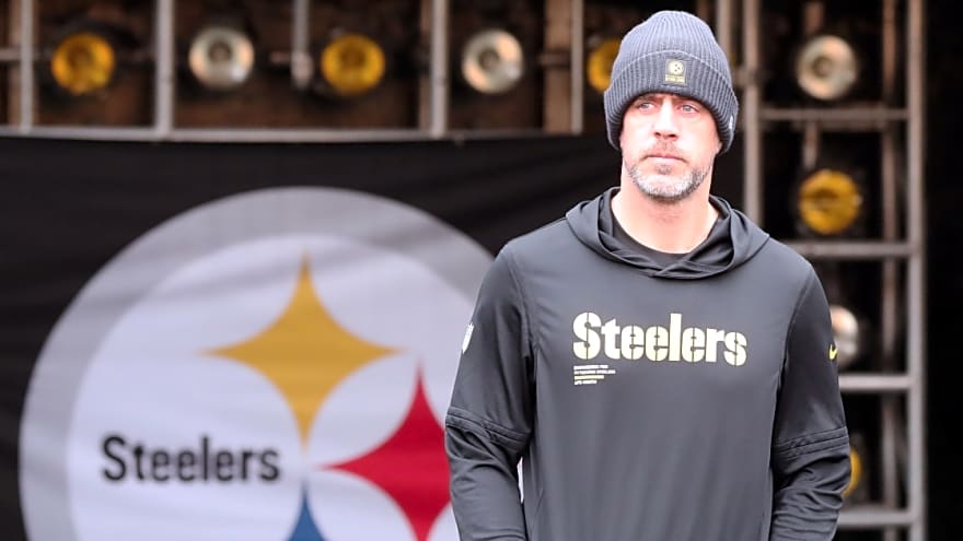 Aaron Rodgers makes no decision on NFL future, reveals Steelers have not offered contract