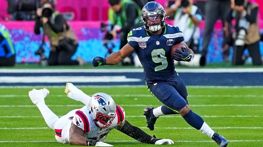 Report: Seahawks ‘unlikely to tag’ RB Kenneth Walker, will go into free agency