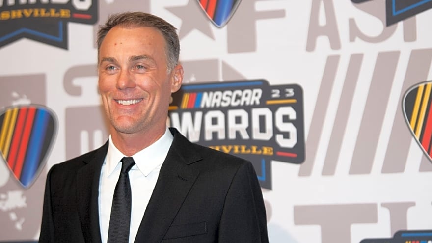 Kevin Harvick reveals 2025 NASCAR Cup Driver of the Year