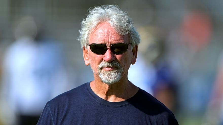 Dave McGinnis, longtime NFL coach and Titans color analyst, dies at 74