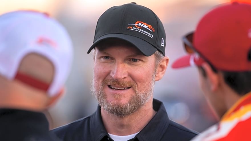 Dale Earnhardt Jr. reacts to NASCAR fans unhappy with TNT coverage