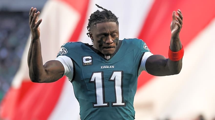 Report: Eagles won’t trade WR AJ Brown ‘at this time’
