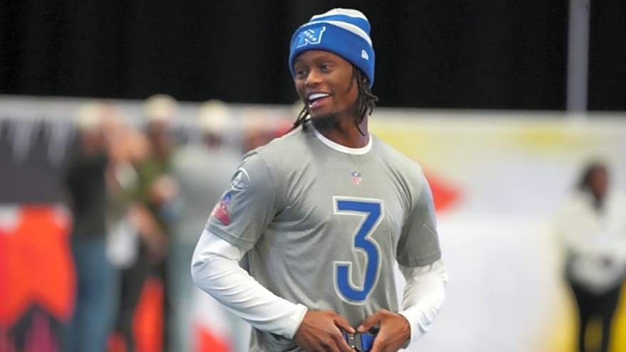 George Pickens contract negotiations: Emmitt Smith tells Cowboys WR to sign franchise tag for 2026