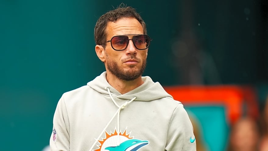 Mike McDaniel set to interview for Detroit Lions’ OC vacancy