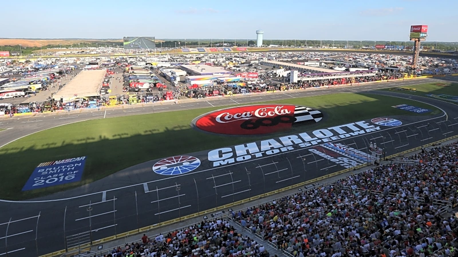 Kevin Harvick predicts winner of Coca-Cola 600