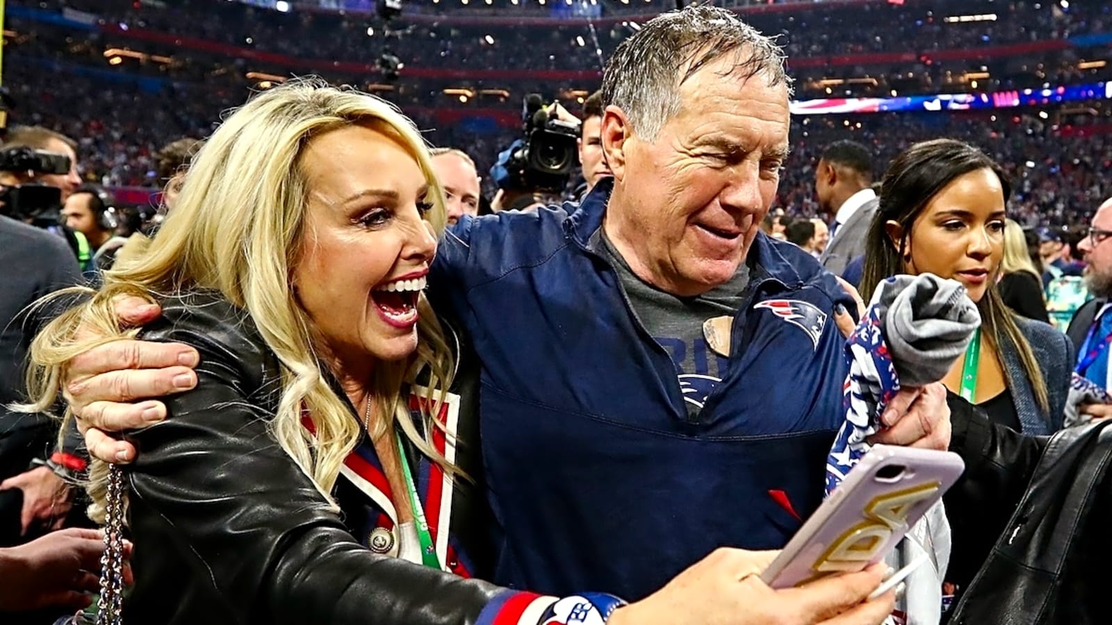 Jordon Hudson throws apparent shade at Bill Belichick’s ex-girlfriend Linda Holliday