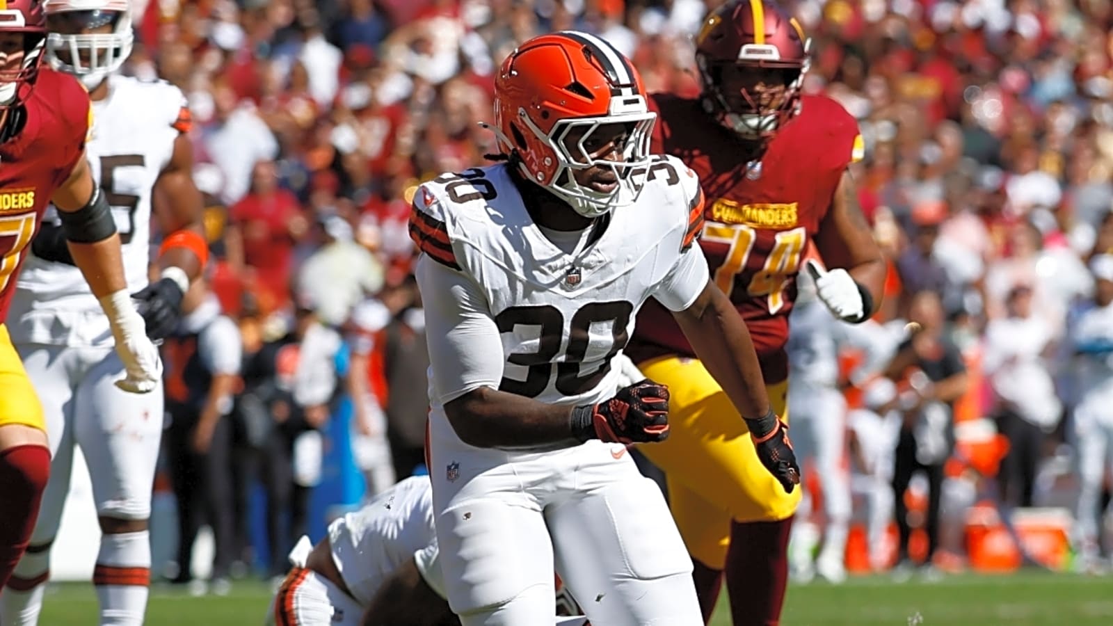 Cleveland Browns LB Devin Bush arrested for assault, harassment