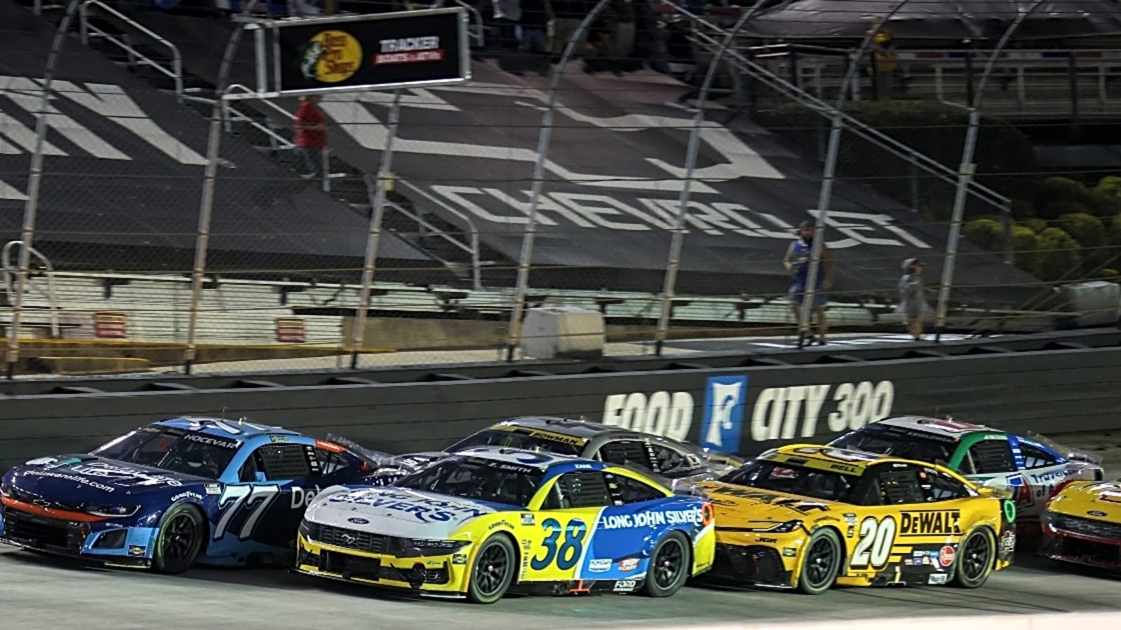NASCAR insiders react to Bristol catching entire NASCAR Cup Series field by surprise