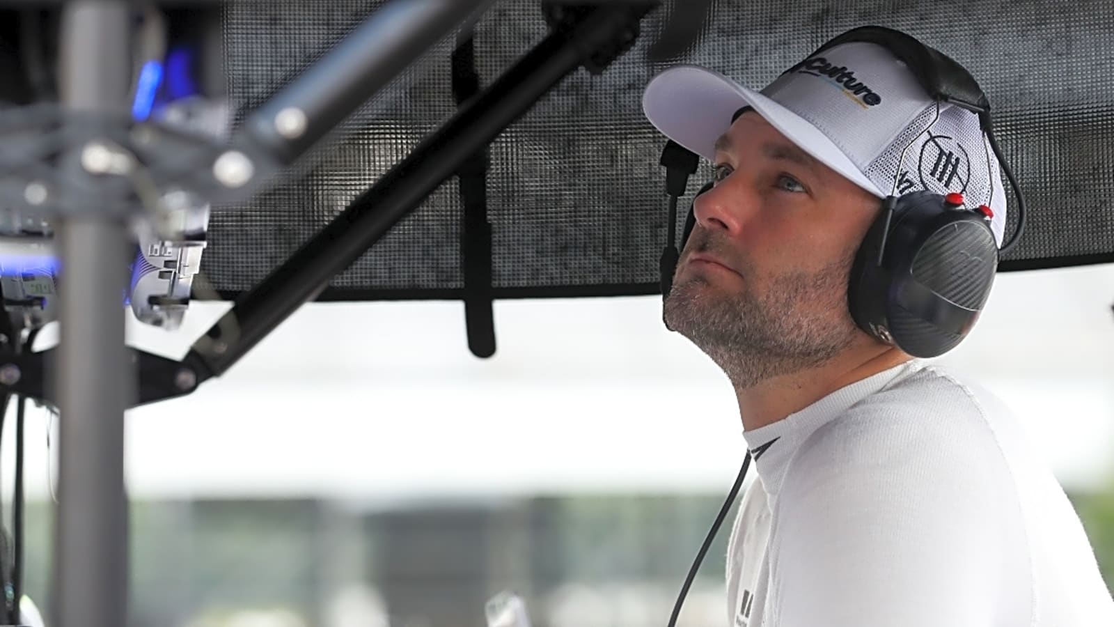 NASCAR insiders sound the panic alarm on Shane van Gisbergen after Darlington